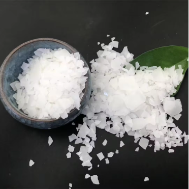 Magnesium chloride hexahydrate MgCl2.6H2O.mp4